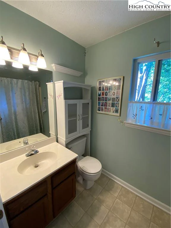 Image number 6 for the current listing