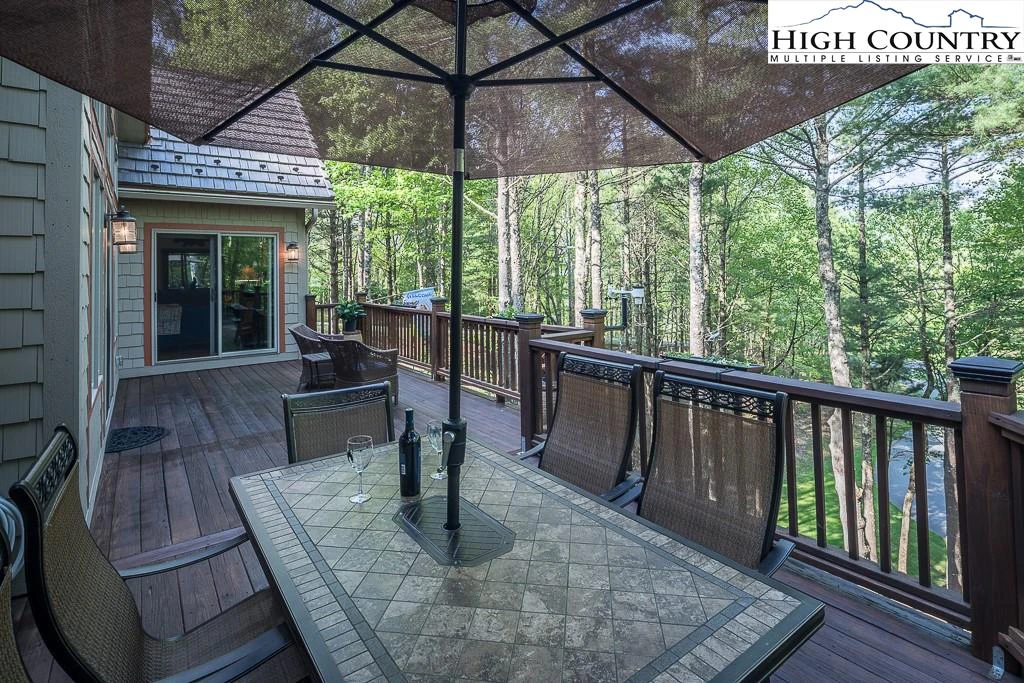 Image number 5 for the current listing