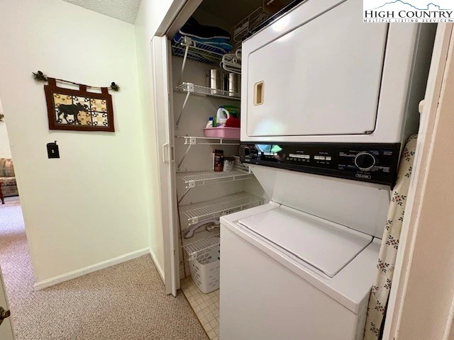 Image number 9 for the current listing