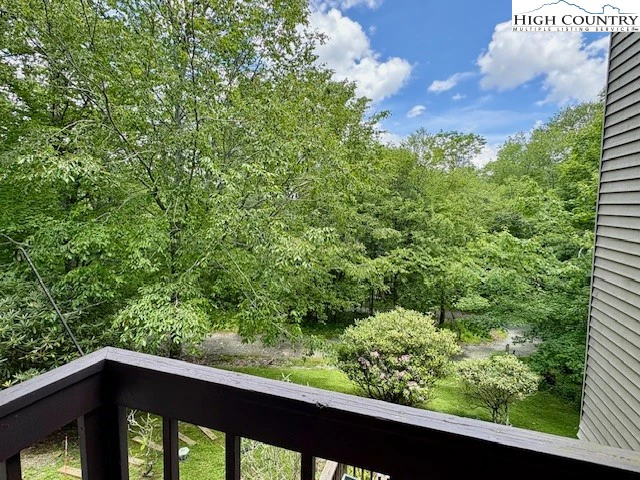 Image number 18 for the current listing