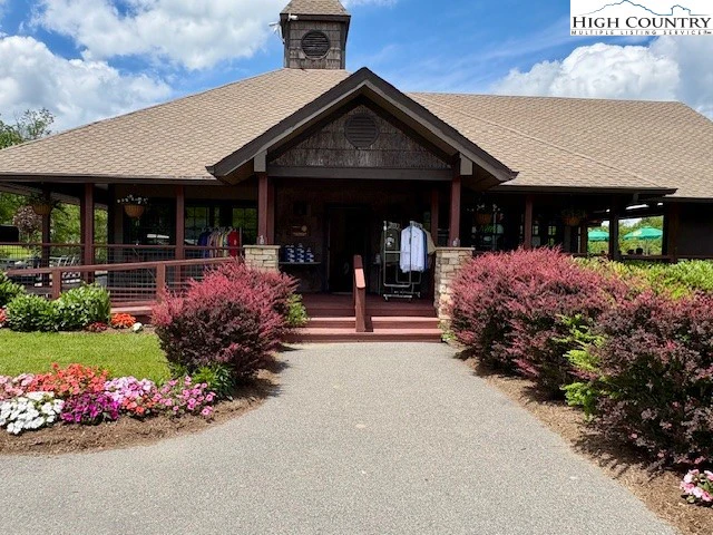 Image number 6 for the current listing