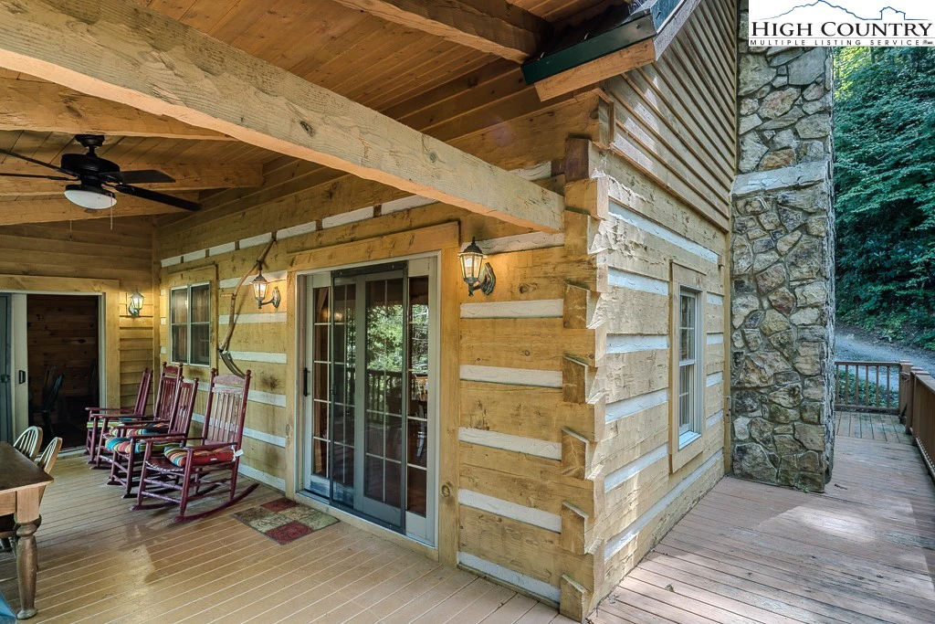 Image number 6 for the current listing