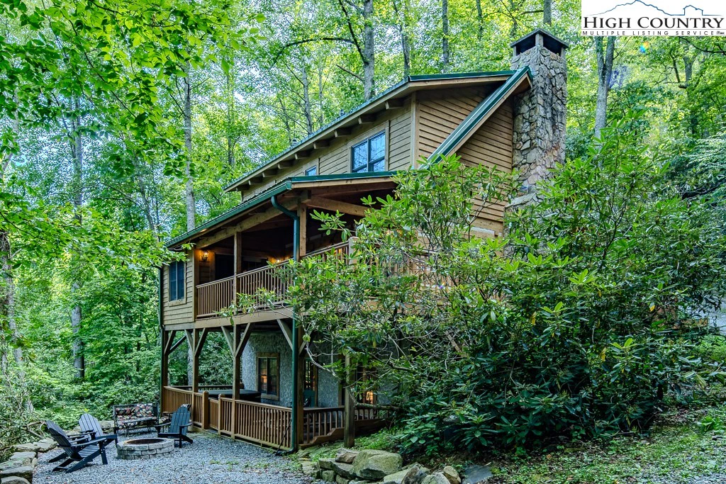 Image number 1 for the current listing