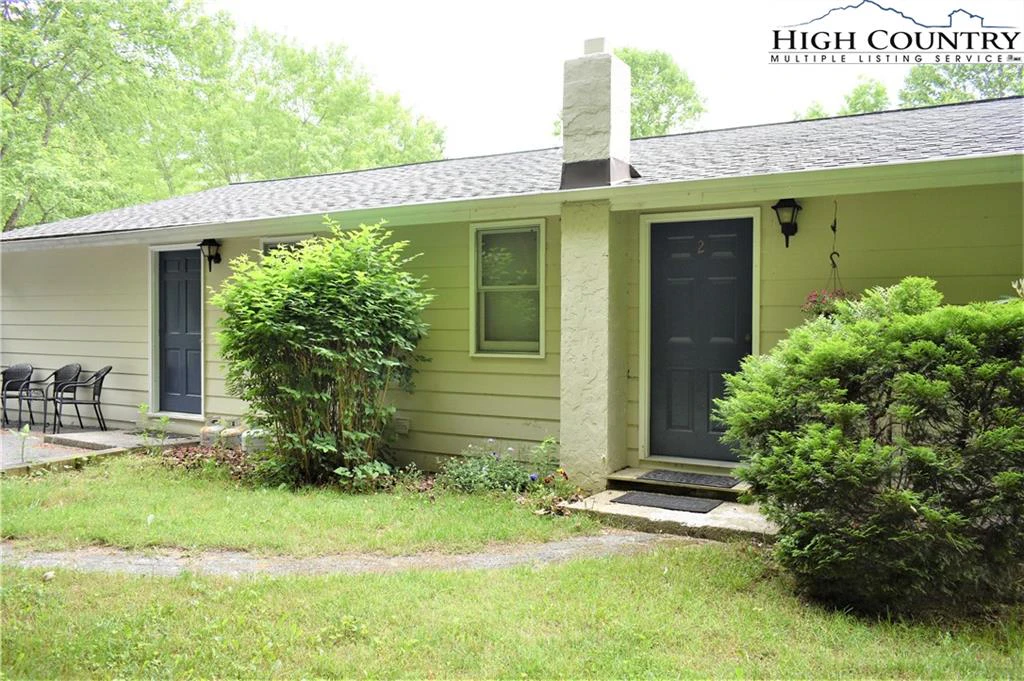 Image number 20 for the current listing