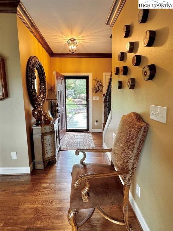Image number 20 for the current listing