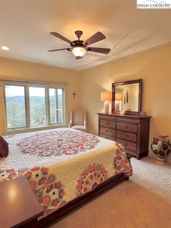 Image number 18 for the current listing
