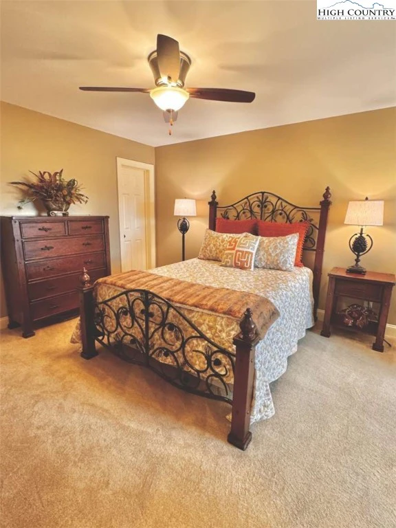 Image number 2 for the current listing