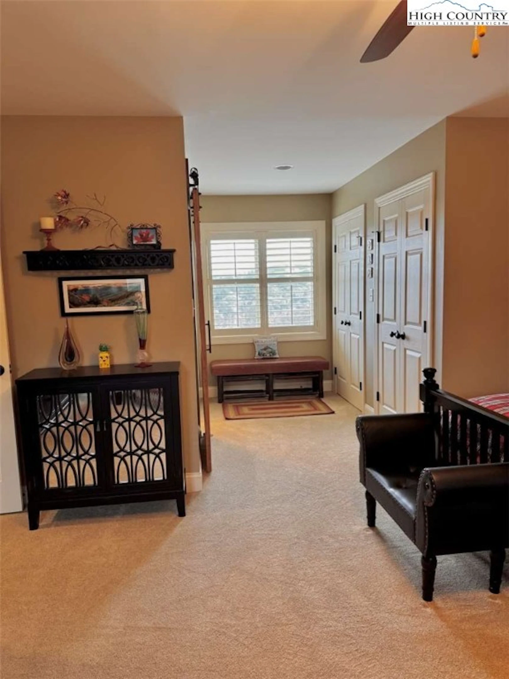 Image number 10 for the current listing