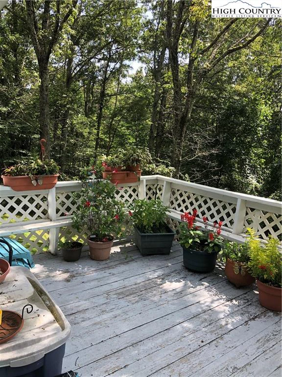 Image number 7 for the current listing