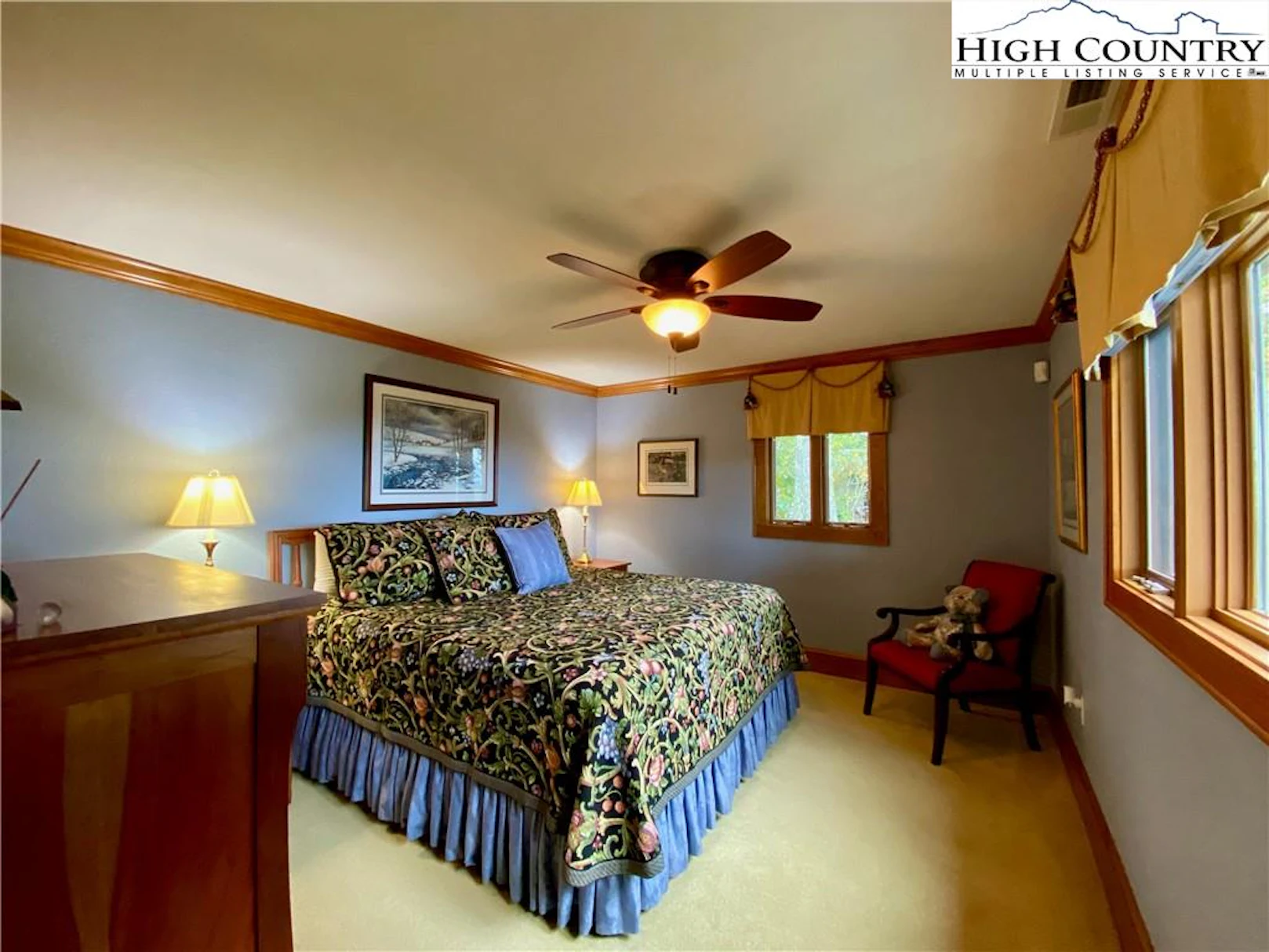Image number 6 for the current listing
