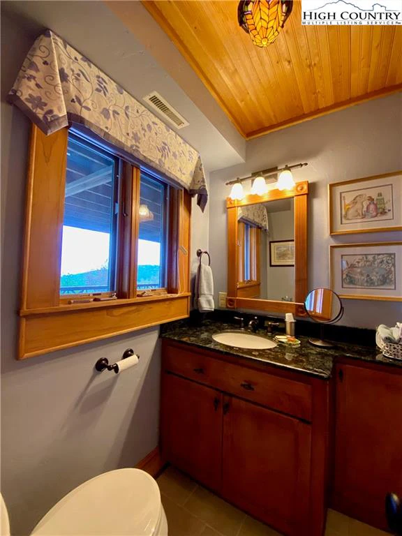 Image number 8 for the current listing