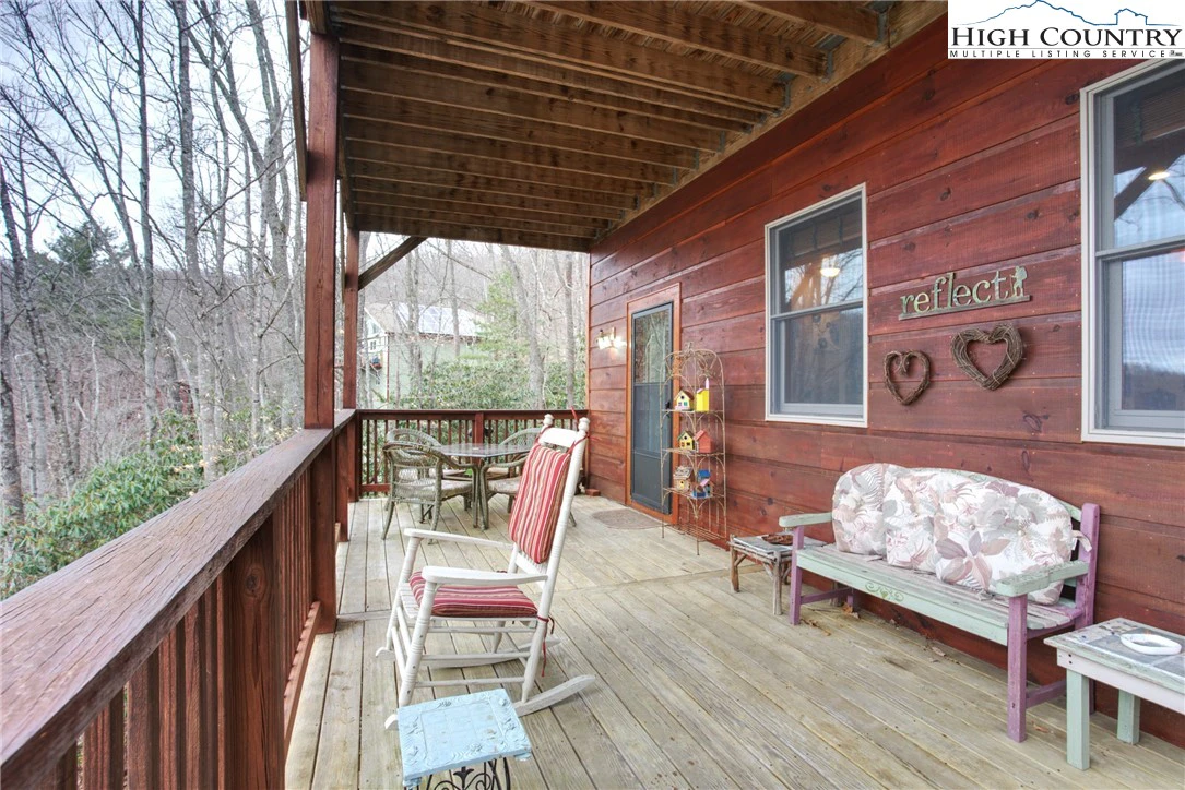 Image number 8 for the current listing