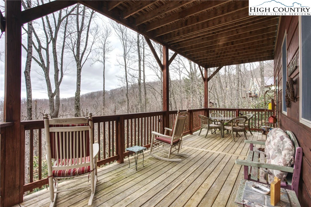 Image number 10 for the current listing