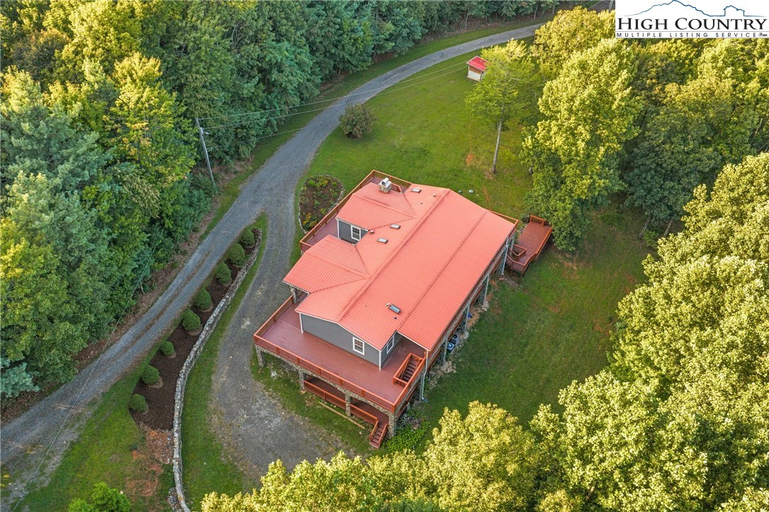 Image number 16 for the current listing