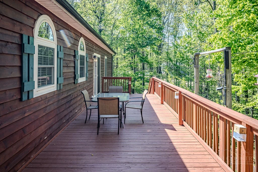Image number 9 for the current listing