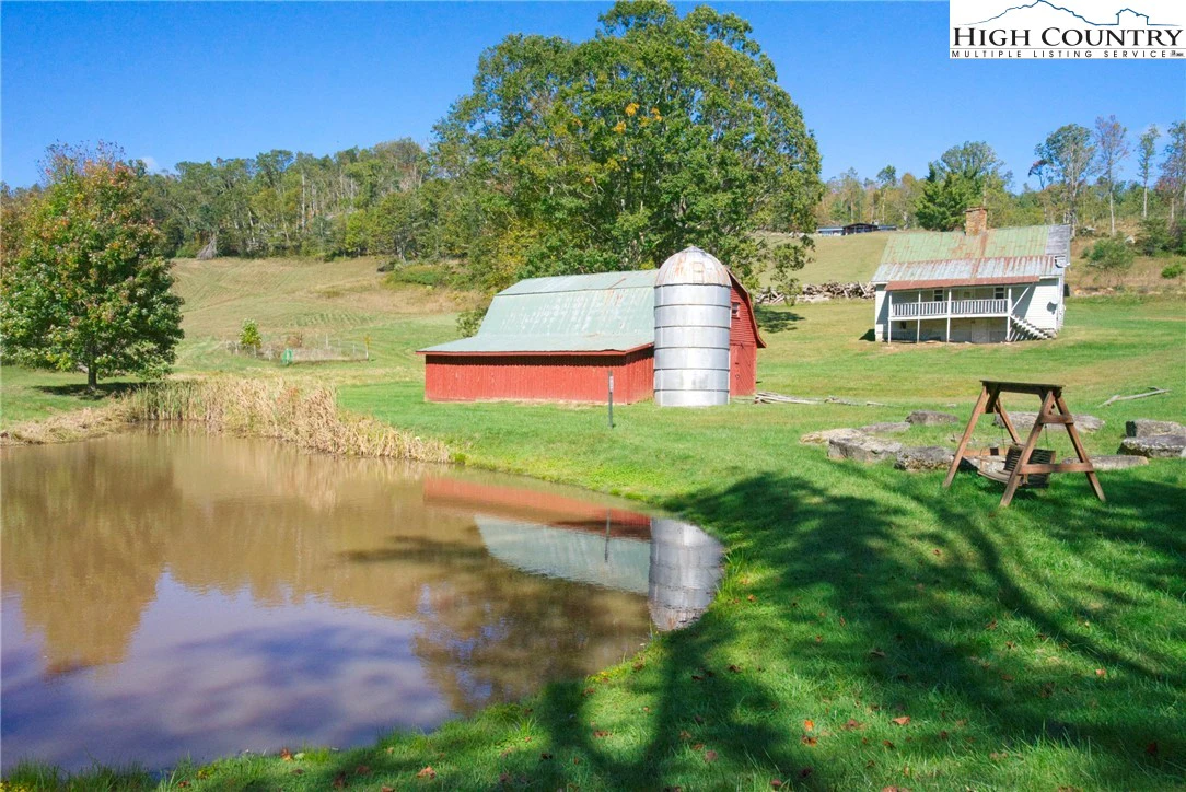 Image number 6 for the current listing