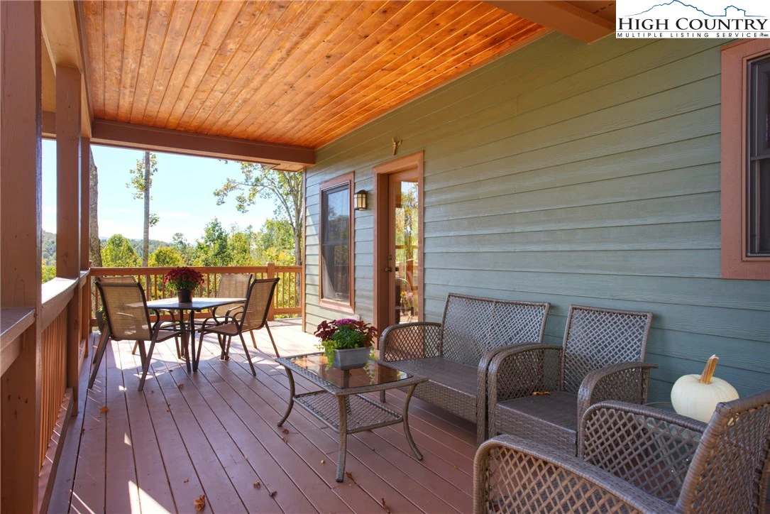 Image number 10 for the current listing