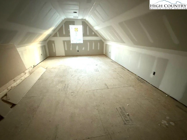 Image number 6 for the current listing