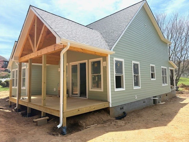 Image number 16 for the current listing