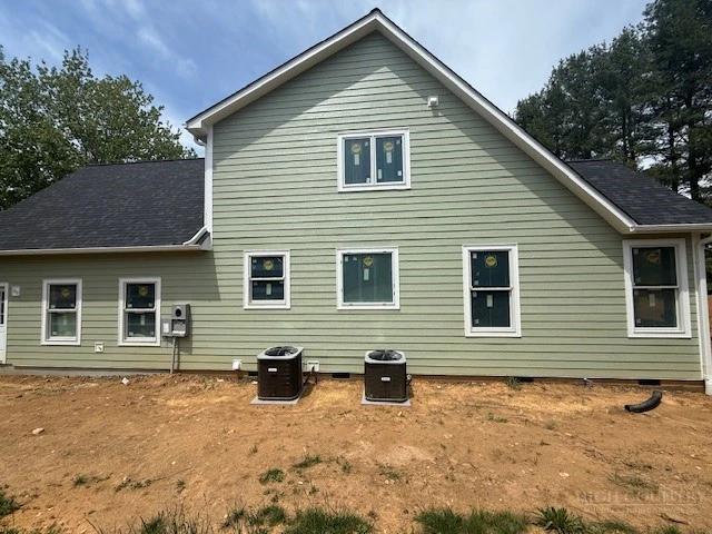 Image number 15 for the current listing