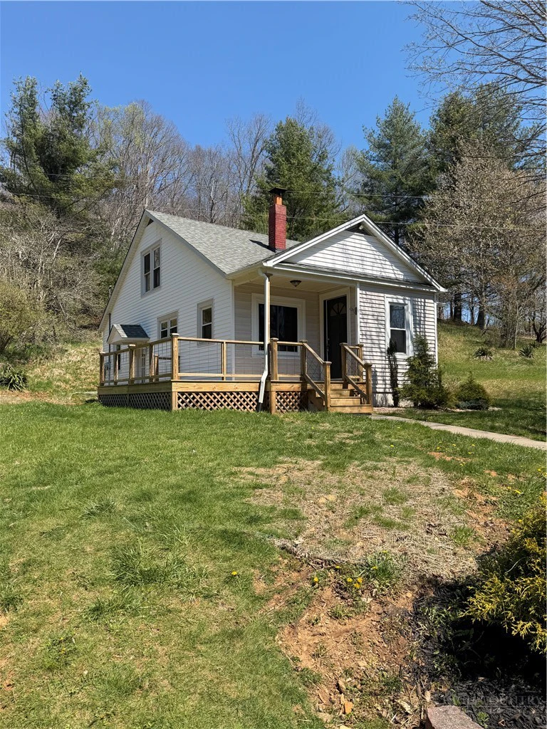 Image number 18 for the current listing