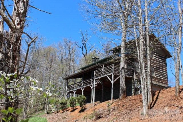 Image number 1 for the current listing