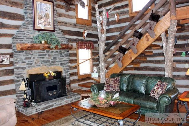 Image number 5 for the current listing