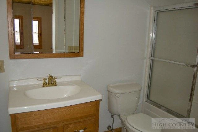 Image number 13 for the current listing