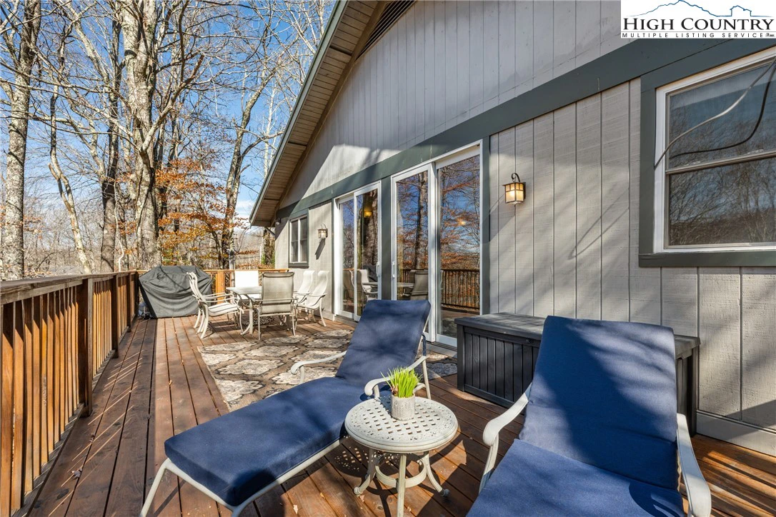 Image number 5 for the current listing