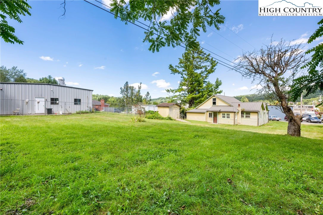 Image number 10 for the current listing