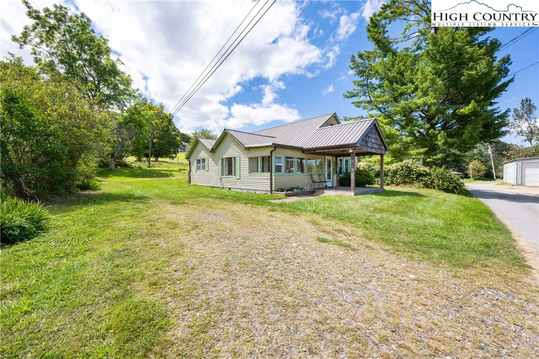 Image number 4 for the current listing