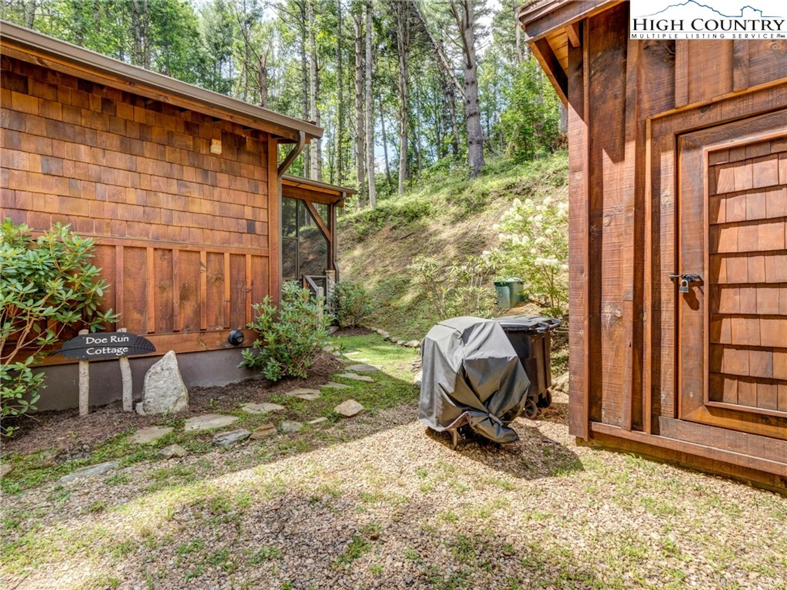 Image number 6 for the current listing