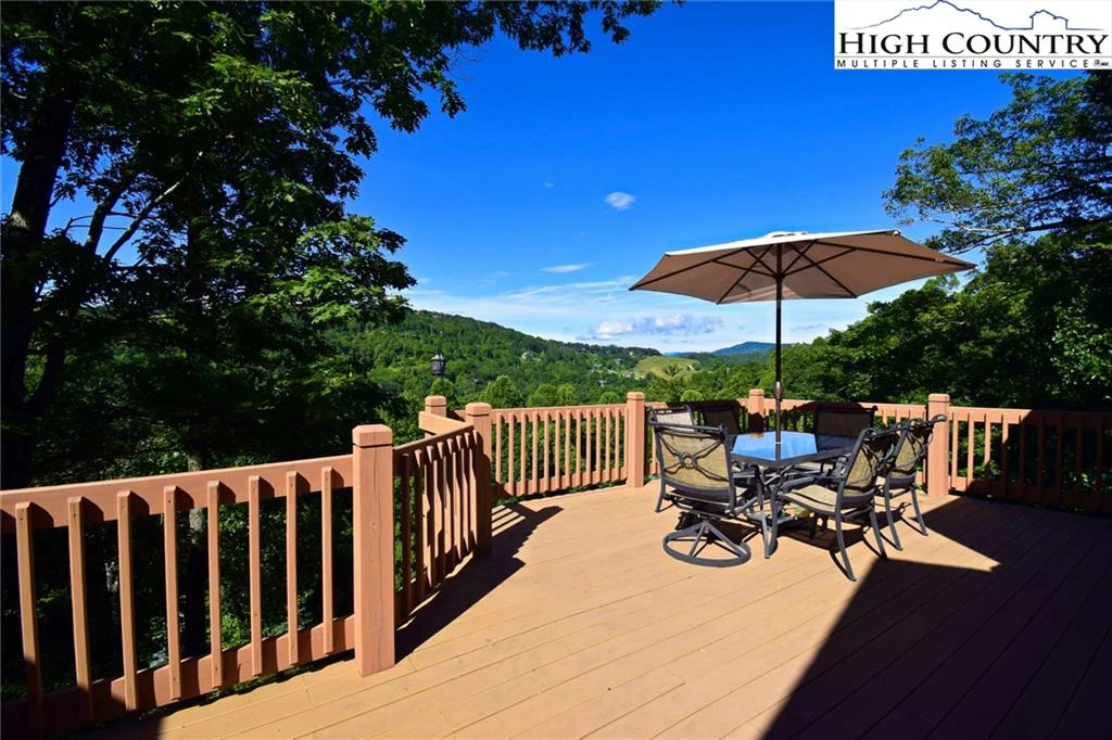 Image number 21 for the current listing