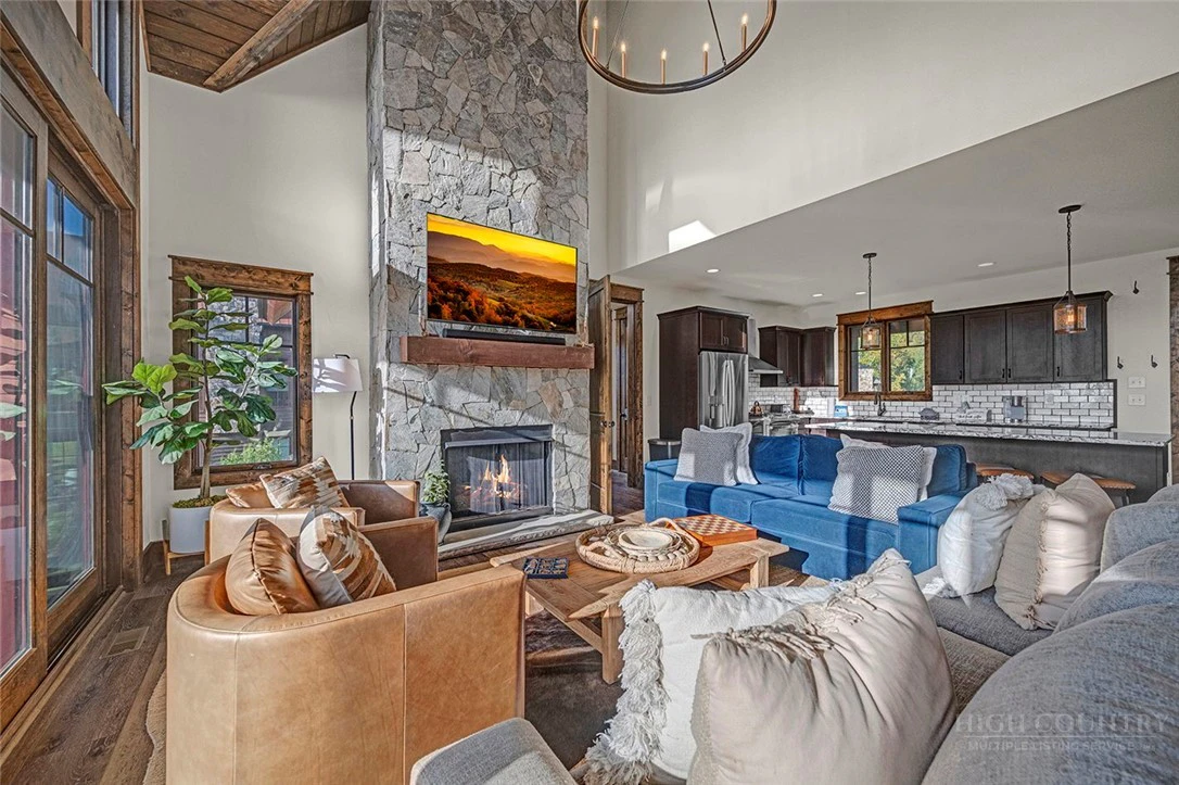 Image number 7 for the current listing
