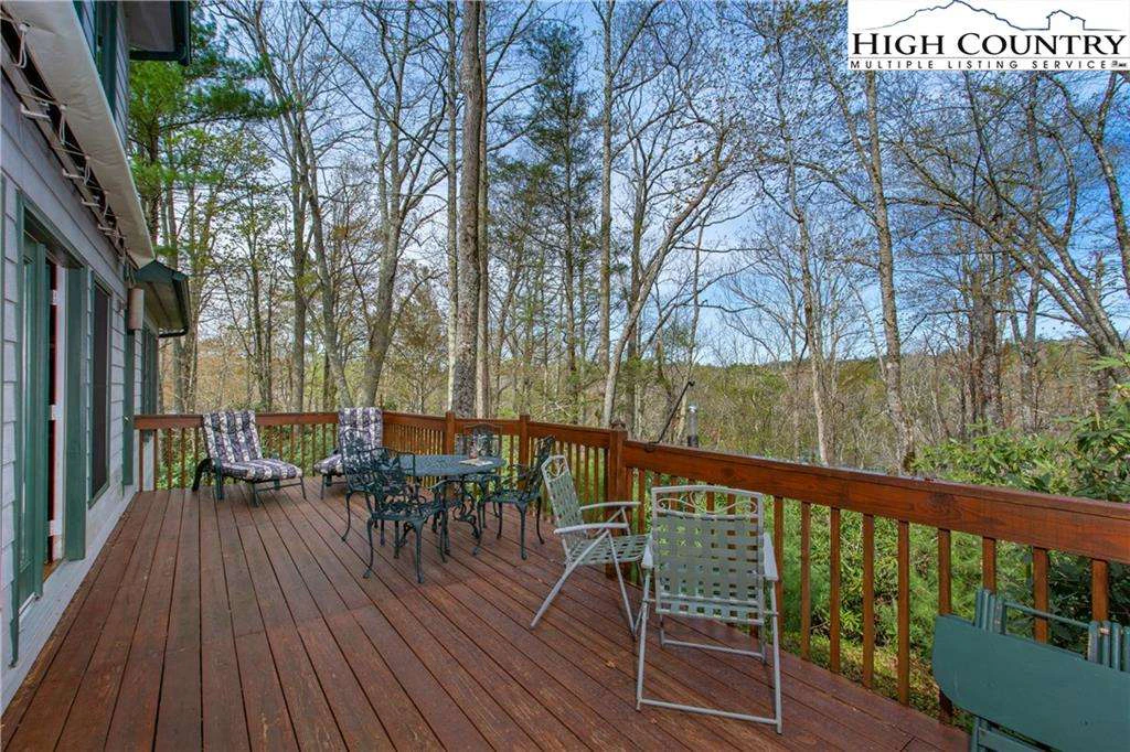 Image number 11 for the current listing