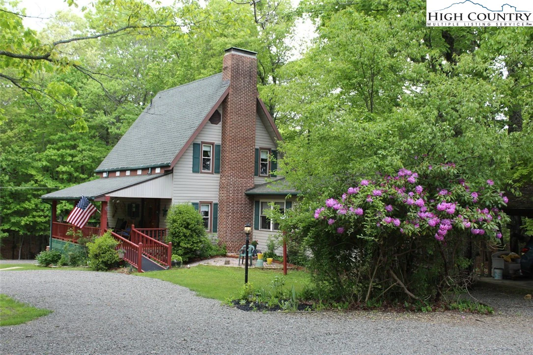 Image number 1 for the current listing