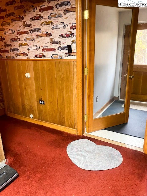 Image number 3 for the current listing