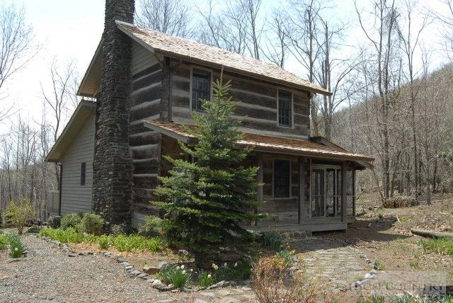 Image number 16 for the current listing