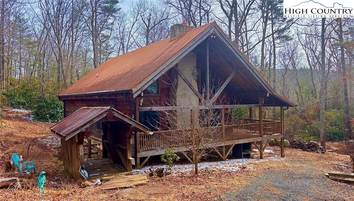 Image number 1 for the current listing