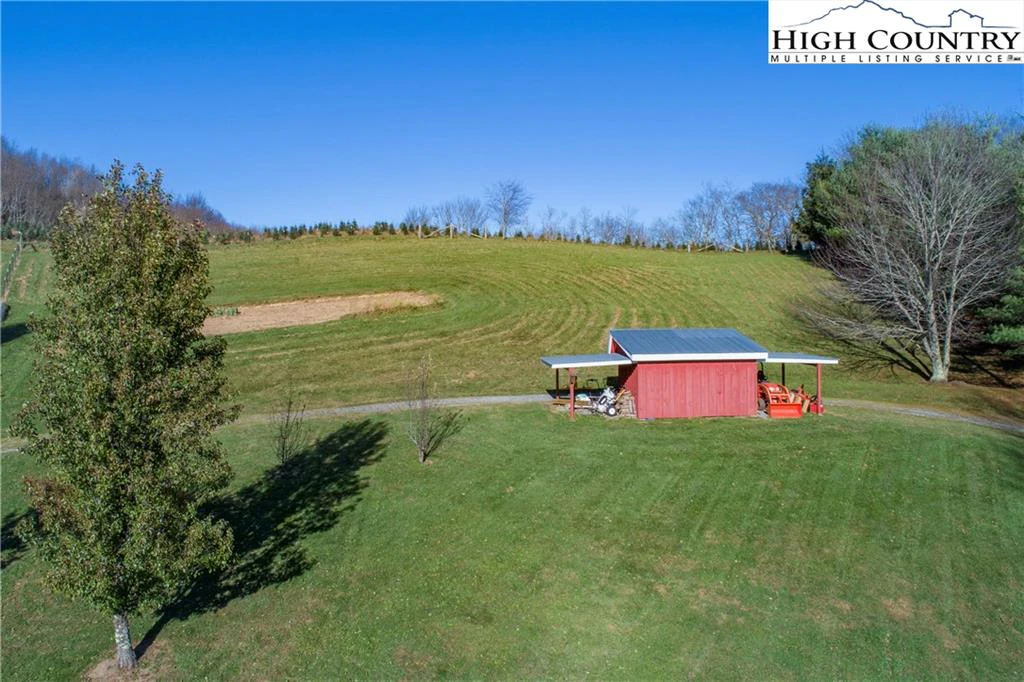 Image number 16 for the current listing