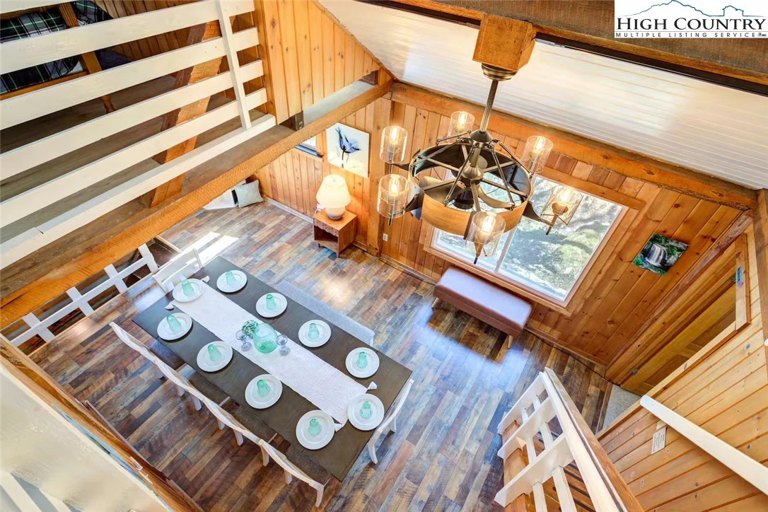 Image number 7 for the current listing