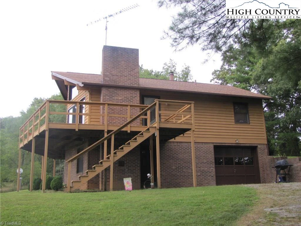 Image number 18 for the current listing