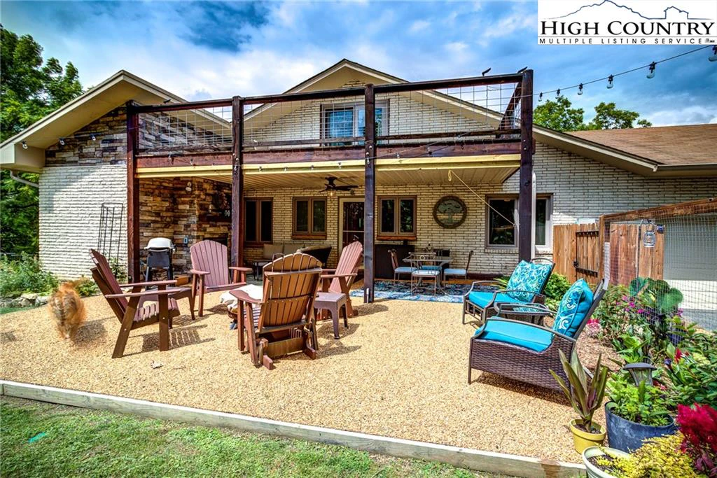 Image number 7 for the current listing