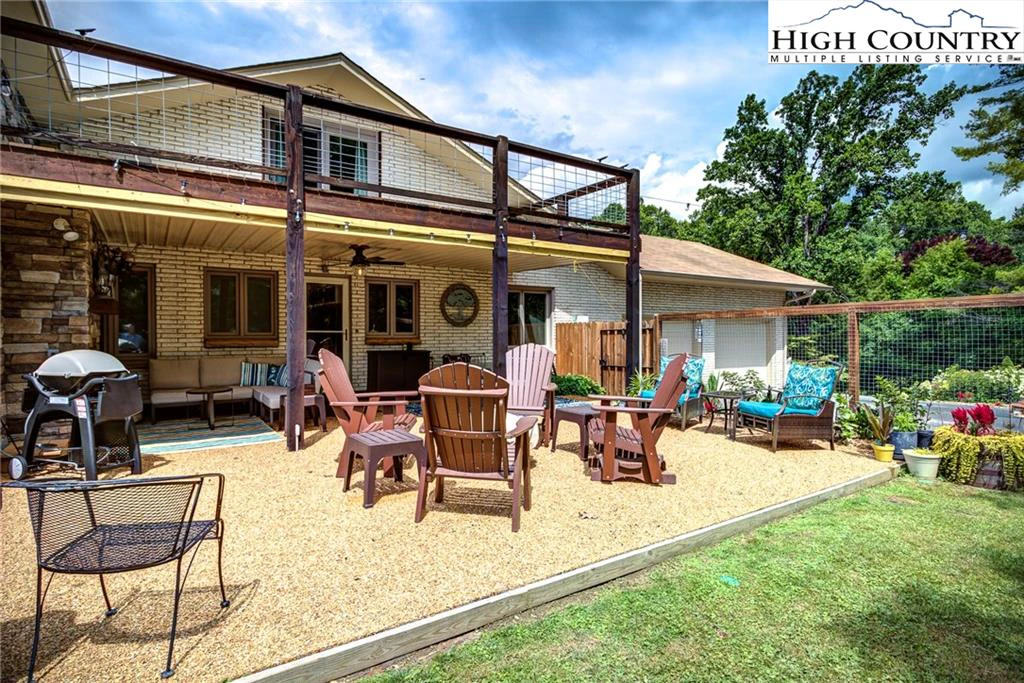 Image number 8 for the current listing