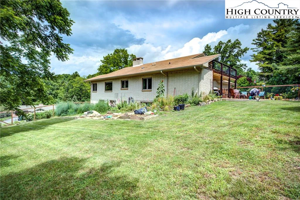 Image number 9 for the current listing