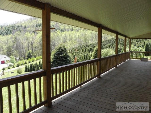 Image number 3 for the current listing