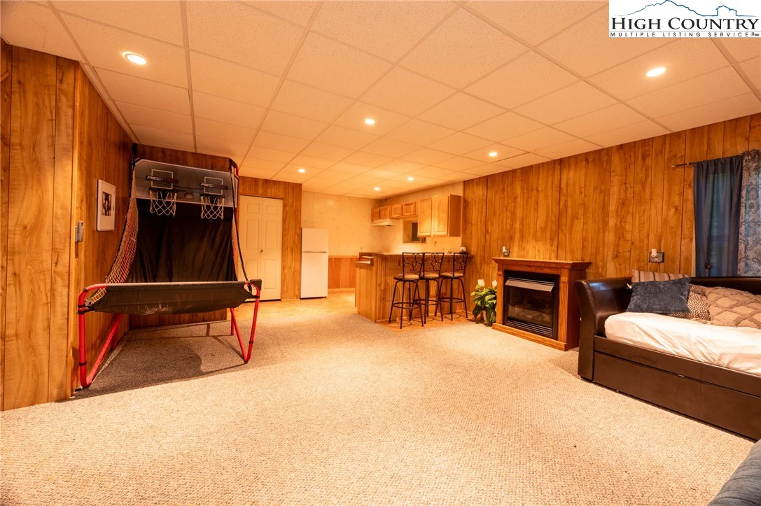 Image number 5 for the current listing