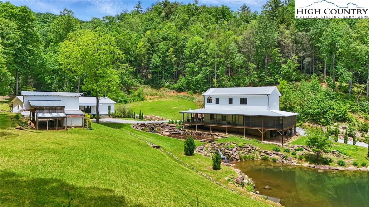 Image number 7 for the current listing