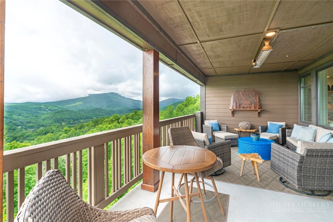Image number 10 for the current listing