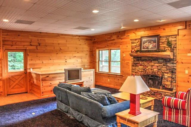 Image number 4 for the current listing